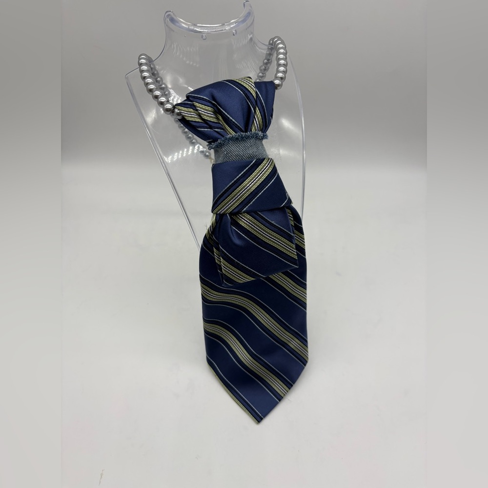 Navy and Lime Striped Women's Pearl Tie